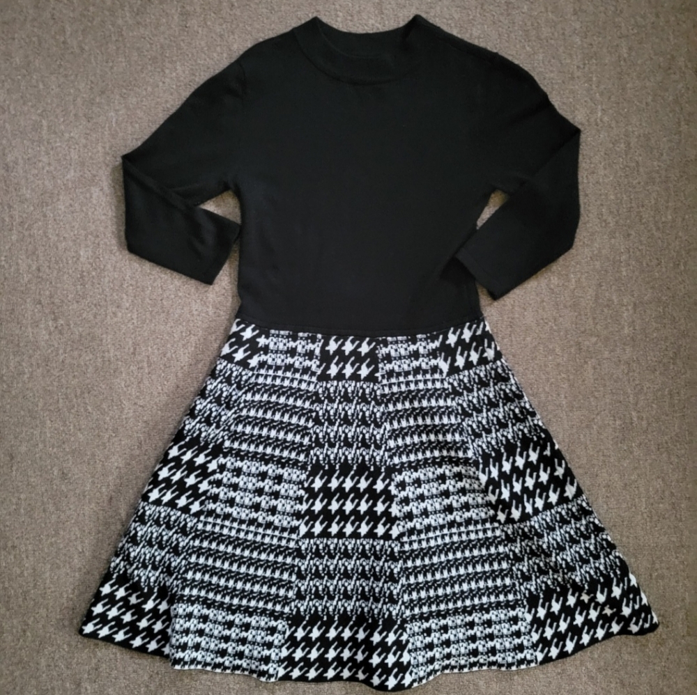BCX Black & White Sweater Dress Size M Houndstooth pattern Blend - Picture 1 of 9